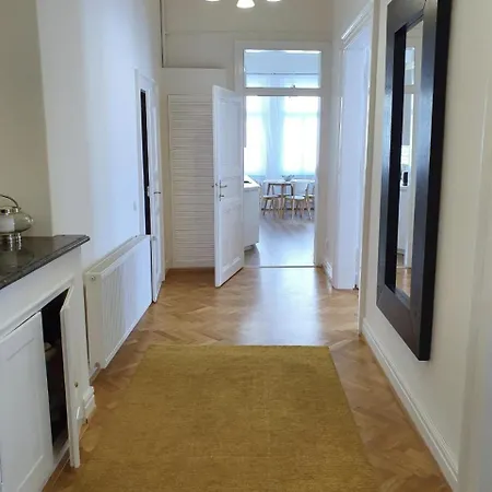 Stylish Central Apartments In Vinohrady By Wishlist Prague *