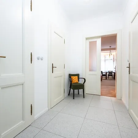 Stylish Central Apartments In Vinohrady By Wishlist Prague *