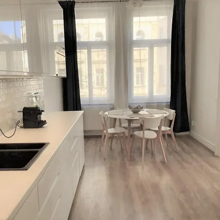 Stylish Central Apartments In Vinohrady By Wishlist Prague Apartman