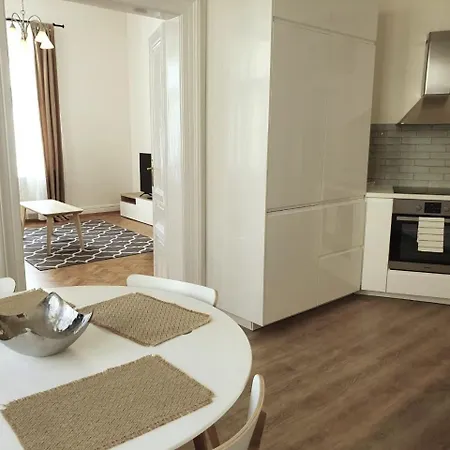 Stylish Central Apartments In Vinohrady By Wishlist Prague Prága