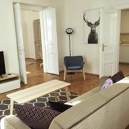 Lejlighed Stylish Central Apartments In Vinohrady By Wishlist Prague *