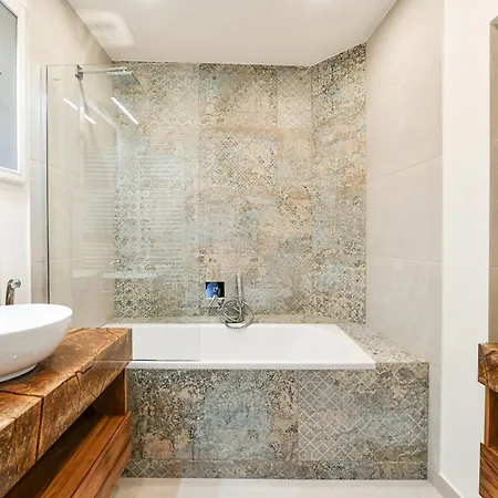 Stylish Central Apartments In Vinohrady By Wishlist Prague * Prága