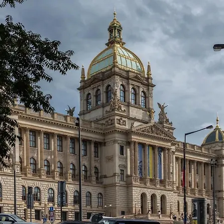 Stylish In Vinohrady By Wishlist Apartamento Praga