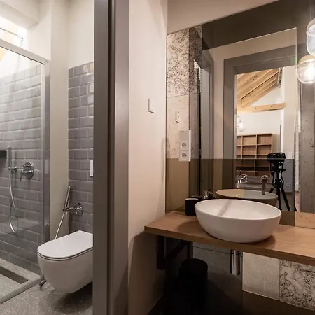 Stylish Central Apartments In Vinohrady By Wishlist Prague *