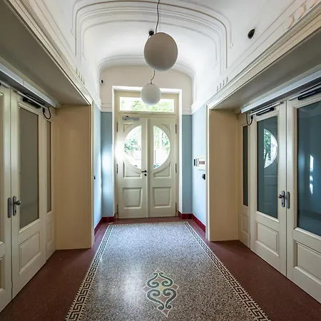 Stylish Central Apartments In Vinohrady By Wishlist Prague Apartman