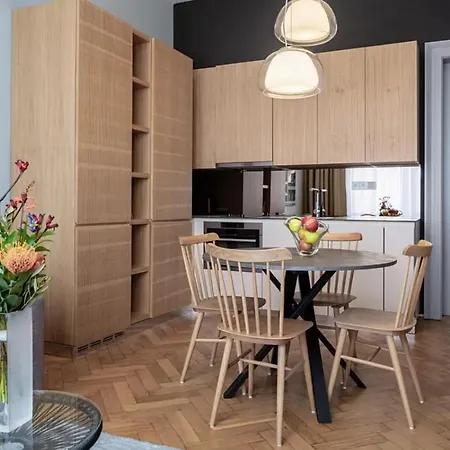 Stylish Central Apartments In Vinohrady By Wishlist Prague *