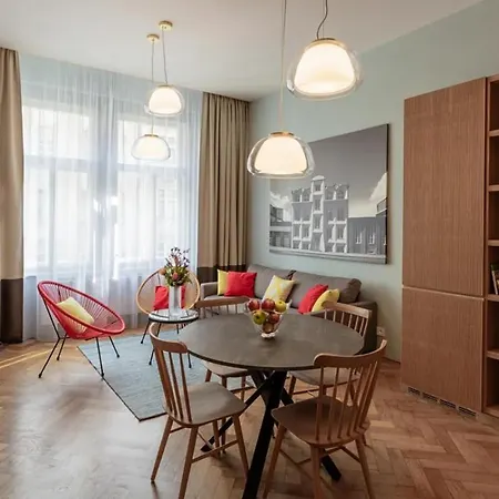 Stylish Central Apartments In Vinohrady By Wishlist Prague Lejlighed Prag